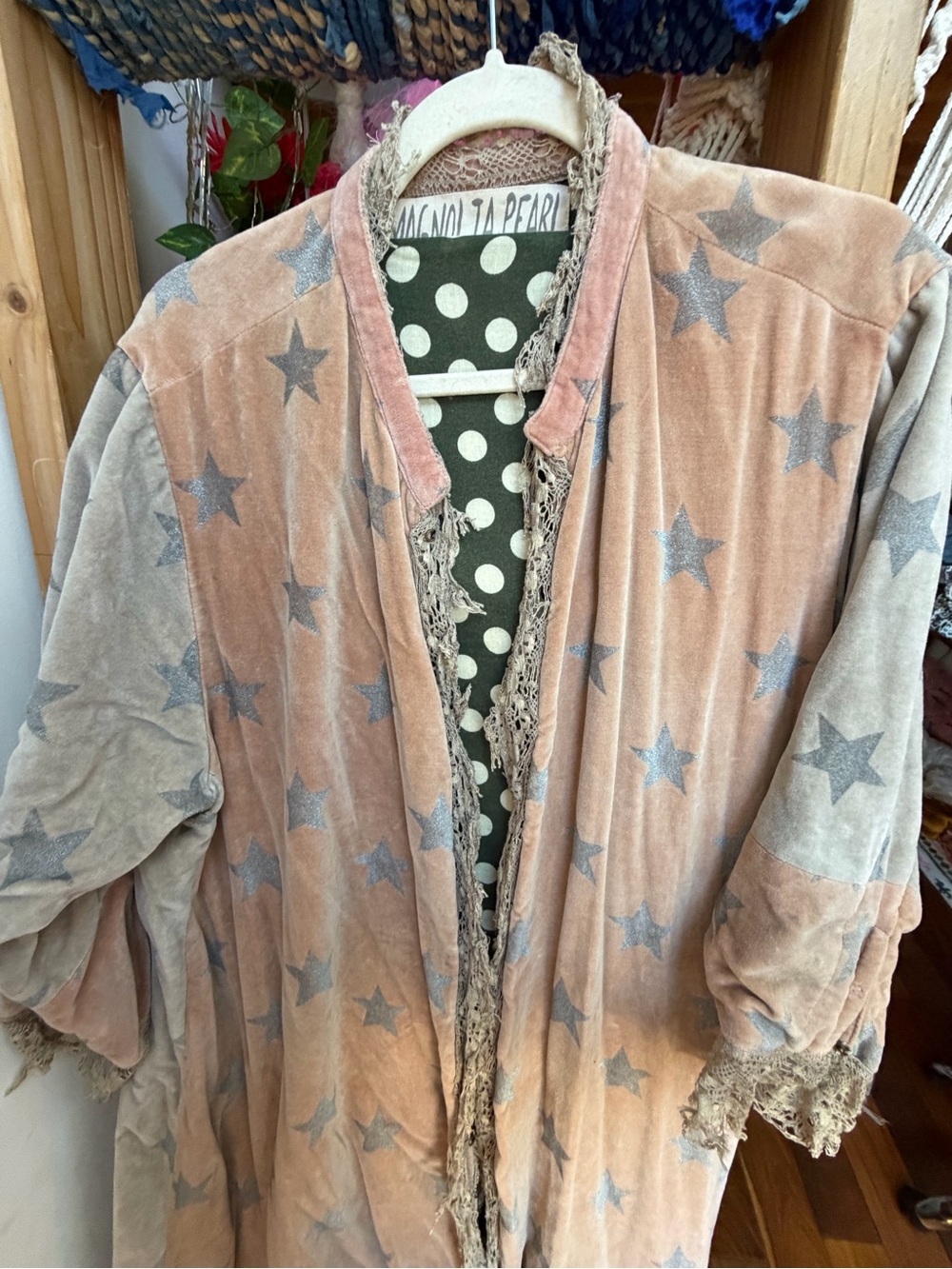 Magnolia Pearl Star-Print Velvet Kimono Jacket in Faded Pink & Gray